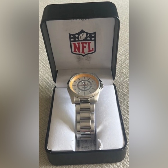 NFL STEELERS Watch - Picture 3 of 7